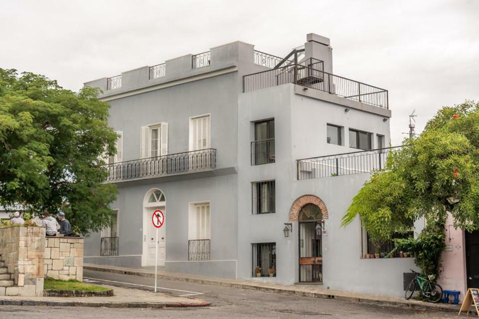 Casa Francis - Apartamentos コロニア・デル・サクラメント エクステリア 写真