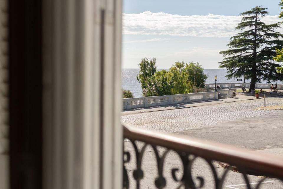 Casa Francis - Apartamentos コロニア・デル・サクラメント エクステリア 写真